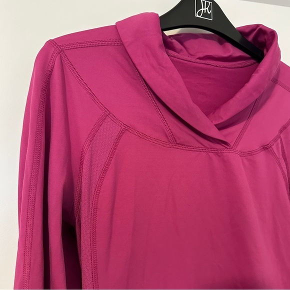 Lululemon Athletica Magenta Long Sleeve High Collared Top Size 6 Women’s - Picture 5 of 10